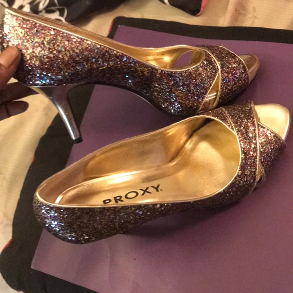Proxy Heels - Picture 6 of 6